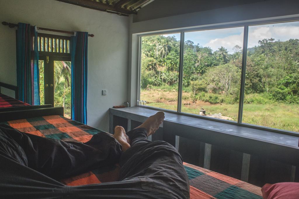 Sinharaja Hostel Deniyaya Room photo